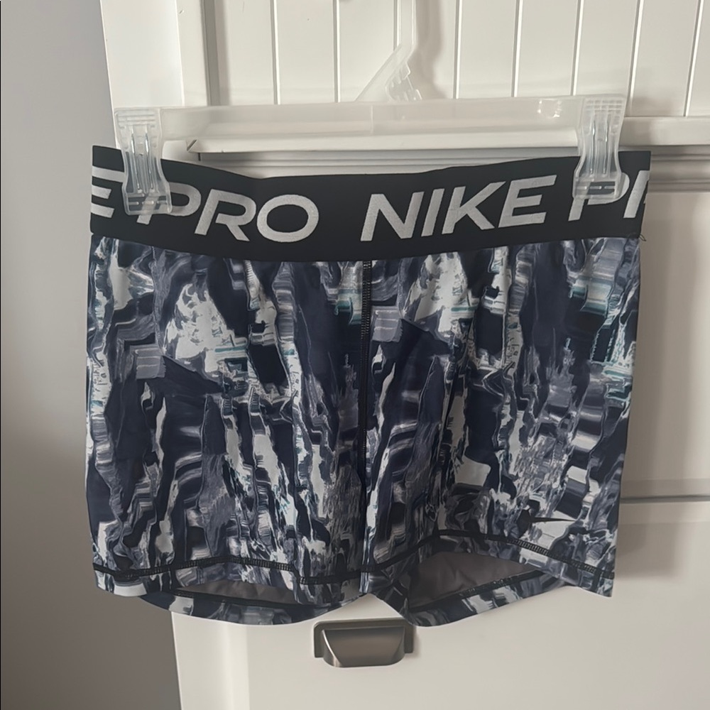 Nike Pro Digital Print Shorts - Black and White